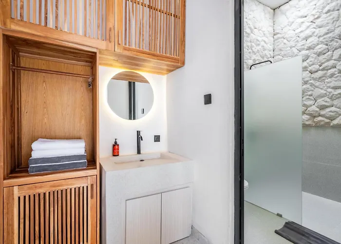 Casa Santisya 4 By Orivista-close To The Villa